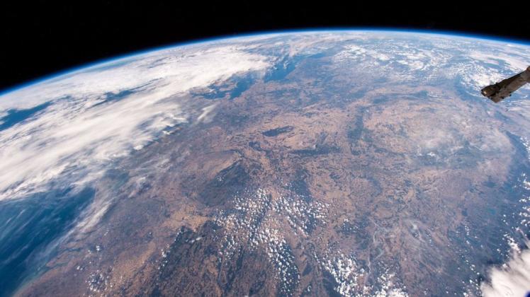 Europa aus dem Weltall betrachtet. Das Bild machte der deutsche Astronaut Alexander Gerst aus der ISS. Symbolbild: dpa/ESA/Alexander Gerst