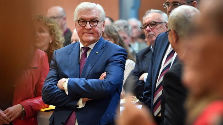 Bundespräsident Frank-Walter Steinmeier bei einem Empfang für Ehrenamtliche im Südharz. In einem Interview grenzt er die AfD stark von den anderen Parteien ab. Foto: dpa/Martin Schutt