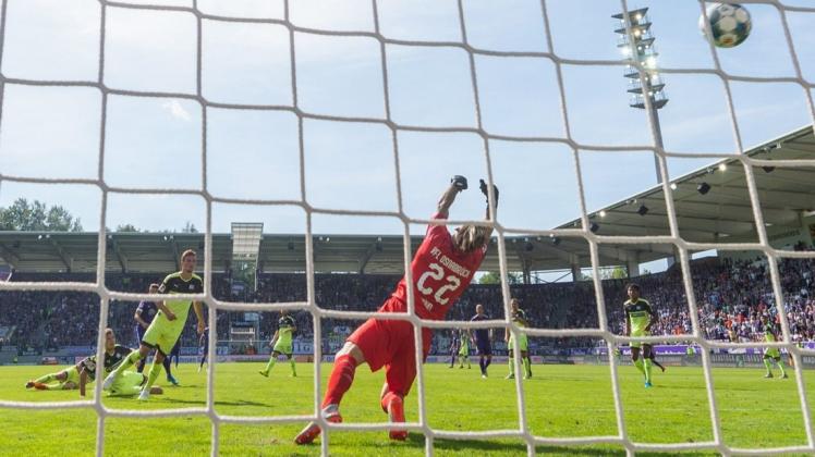 In mehreren Statistiken lag der VfL Osnabrück in Aue vorn – aber nach Toren ging die Partie an den FC Erzgebirge. Foto: dpa/Robert Michael