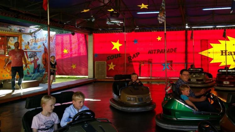 Auch ein Autoscooter darf auf der traditionellen Kirmes in Wettrup natürlich nicht fehlen. Foto: Daniela Jacob