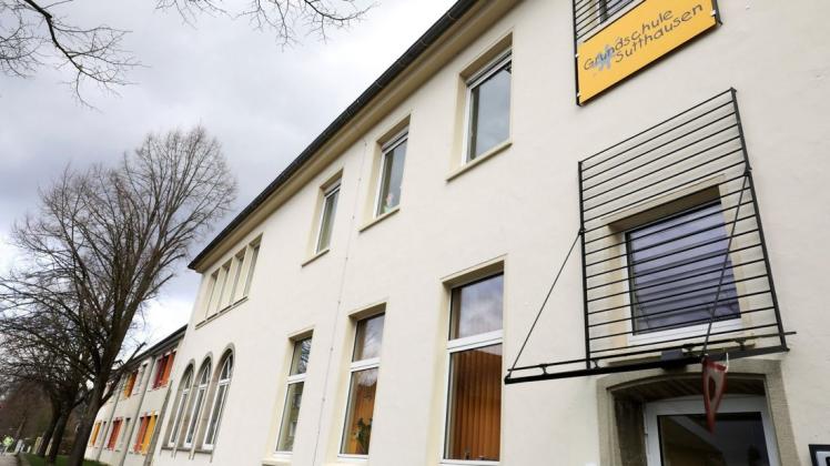Holpriger Weg zur Ganztagsschule: Die Stadt stellt höhere Ansprüche, als die Sutthauser Grundschule in ihrem Konzept für ihr künftiges Angebot vorsieht. Das sorgt für Ärger. Foto: Archiv/Jörn Martens