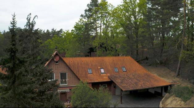 In diesem Haus werden die sterblichen Überreste von Birgit Meier nach fast 30 Jahren ausgegraben. Bild: NDR In diesem Haus werden die sterblichen Überreste von Birgit Meier nach fast 30 Jahren ausgegraben. Bild: NDR