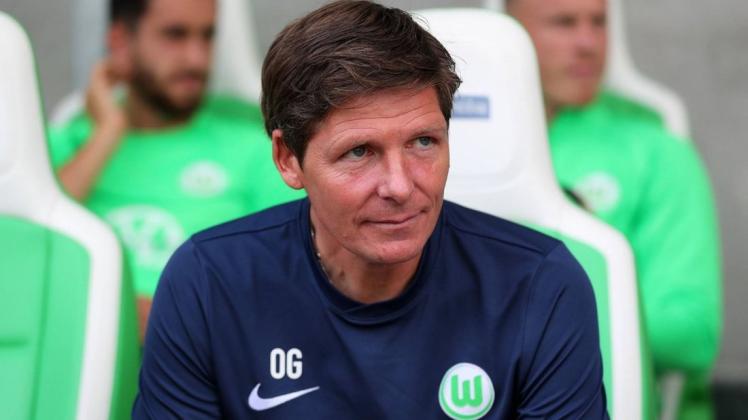 Einer der Trainer, die den dk-Kolumnisten Tino Polster von einer bis zum Schluss spannenden Bundesliga-Saison 2019/20 träumen lassen: Oliver Glasner. Mit dem VfL Wolfsburg belegt er nach sieben Spieltagen den zweiten Rang – vor dem FC Bayern. 