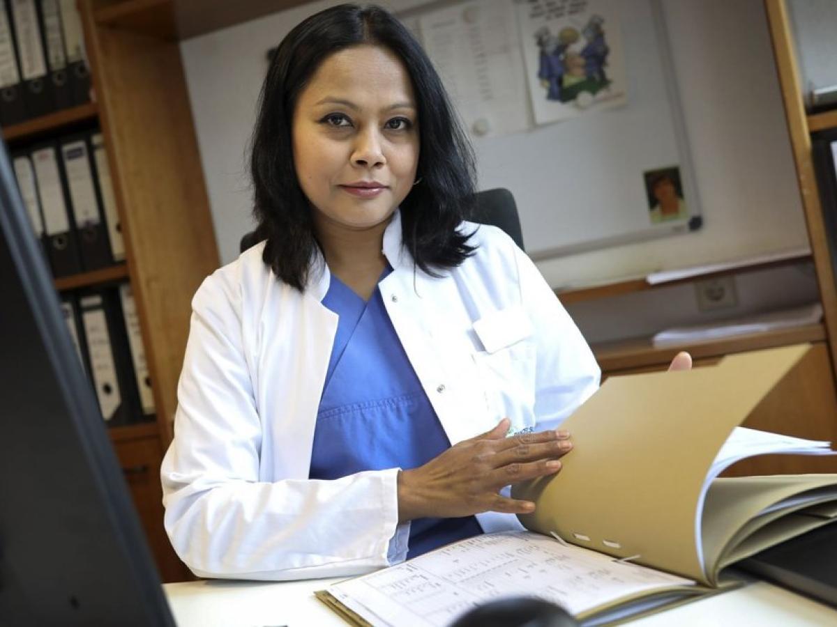 Hayz paytida anal jinsiy aloqa Super Naruto Henata bilan jinsiy aloqada boladi