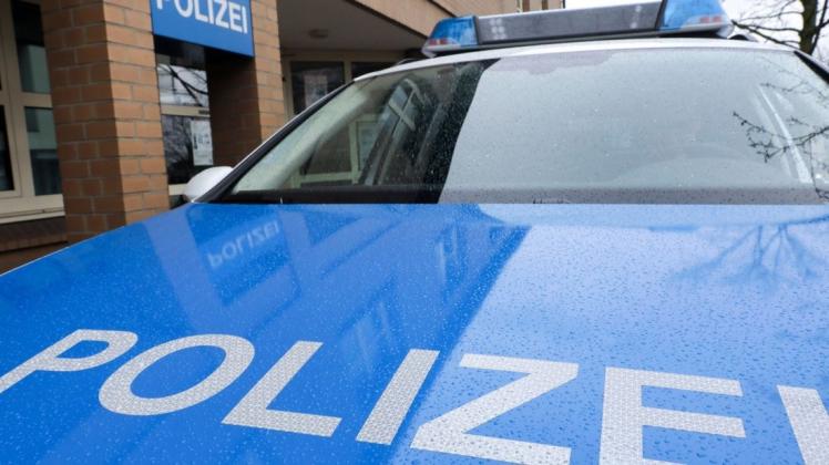 Die Polizei sucht Zeugen einer Unfallflucht in Delmenhorst. Symbolfoto: Jörn Martens