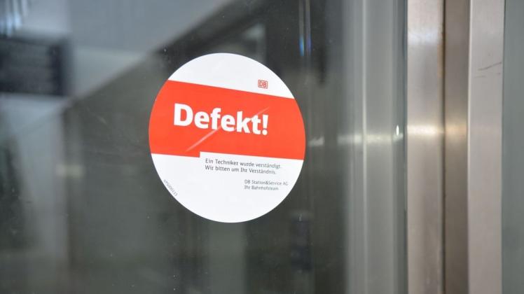 Nicht zum ersten Mal funktioniert der Aufzug am Delmenhorster Bahnhof nicht. Symbolfoto: Wilfried Roggendorf