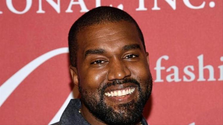 cef67fe772c9578bbda625b567c7c758.jpeg Kanye West hat sein neues Album nach einigen Verschiebungen endlich veröffentlicht.