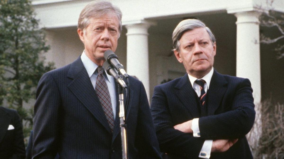 Jimmy Carter um ExUSPräsidenten nach mehreren Stürzen NOZ