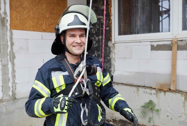 Thomas Marter, Ingenieur und "unfreiwilliges" Mitglied der Freiwilligen Feuerwehr Grömitz. Foto: dpa/Georg Wendt