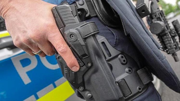 Ein Polizist bei einer Vorführung des Notinterventionsteams. Polizisten in Deutschland haben im vergangenen Jahr elf Menschen erschossen. 