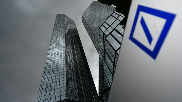 Mit aller Macht will die Deutsche Bank ihre Dauerkrise beenden - und nimmt dafür einen Milliardenverlust im zweiten Quartal dieses Jahres in Kauf. Foto: dpa/Arne Dedert