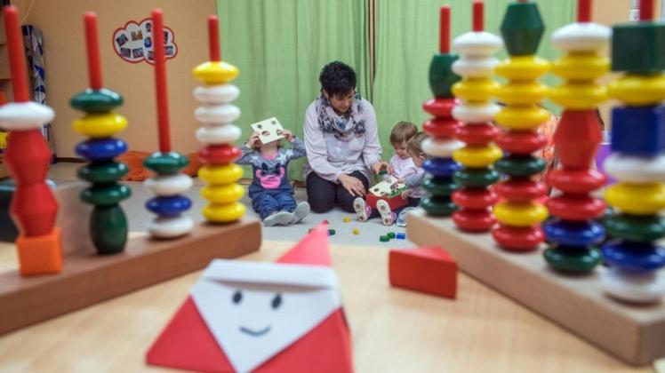 Ab dem 1. August 2019 gelten neue Gesetze und Regelungen in Deutschland. Unter anderem fallen für einige Familien die Kita-Beiträge weg. Foto: dpa/Jens Büttner