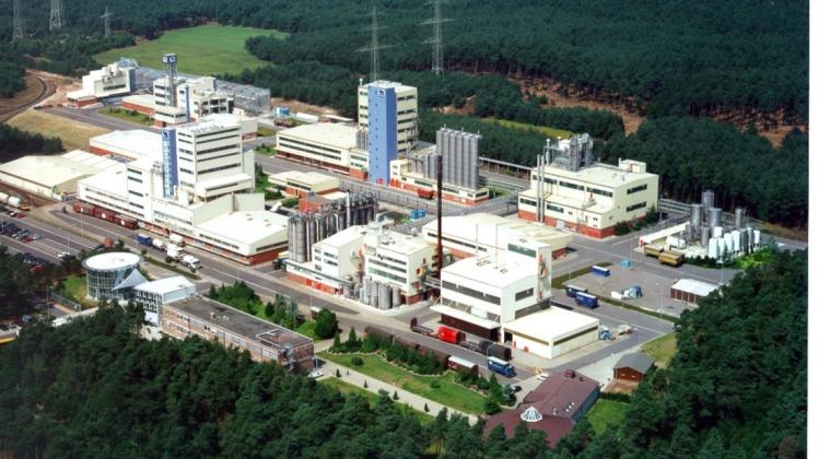 Die Firma Baerlocher im Industriegebiet Lingen-Süd beschäftigt rund 210 Mitarbeiter. Foto: Baerlocher