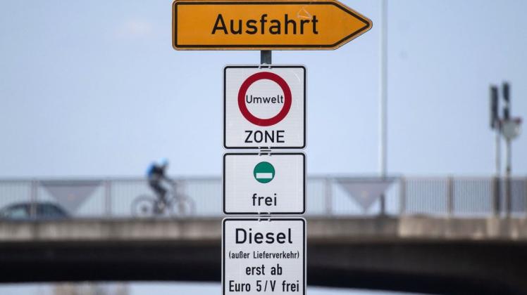 Nach einem Urteil des Verwaltungsgerichts Stuttgart sind Fahrverbote für Dieselautos zulässig und unausweichlich. 