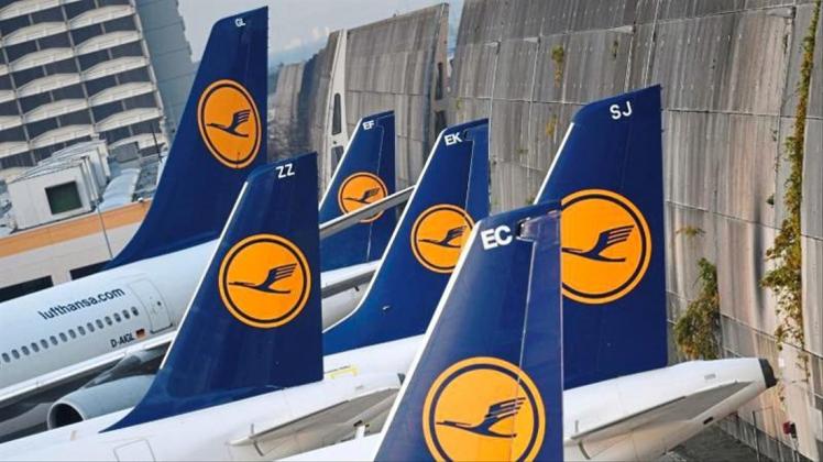 Die Lufthansa AG hatte schon im Juni mit einer Gewinnwarnung die Anleger geschockt und einen kräftigen Umbau der Direktflug-Tochter Eurowings angekündigt. 