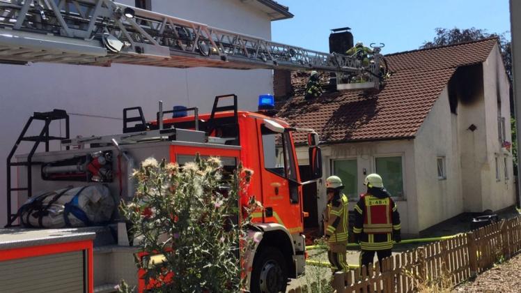 Nach dem Brand in einem Wohnhaus an der Syker Straße in Delmenhorst sucht die Familie weiter nach einer neuen Wohnung. Foto: Günther Richter