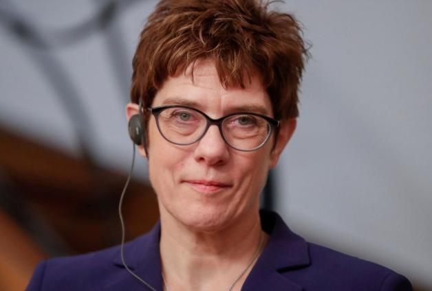 Verteidigungsministerin Annegret Kramp-Karrenbauer (CDU). Verteidigungsministerin Annegret Kramp-Karrenbauer (CDU).