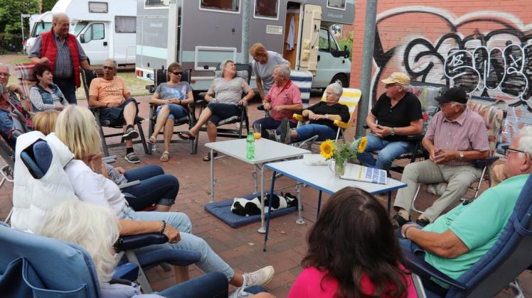 Wohnmobilisten aus Norddeuschland trafen sich am Wochenende in Ankum. Foto: Sigrid Schüler