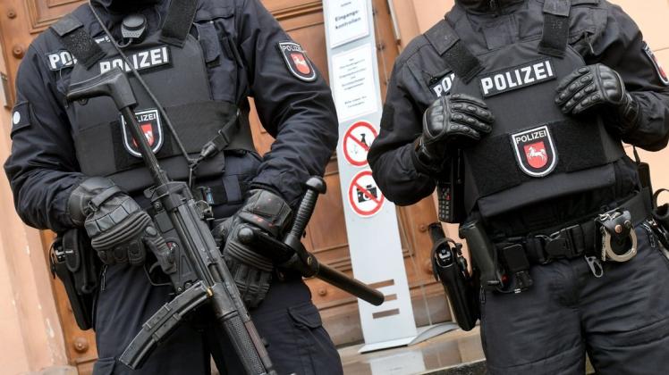 Clankriminalität beschäftigt weiter die Polizei in Niedersachsen. Foto: dpa/Hollemann