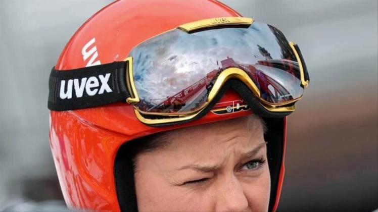 Zog sich beim Training einen Riss des vorderen Kreuzbandes im rechten Knie zu: Carina Vogt. Foto: Karl-Josef Hildenbrand