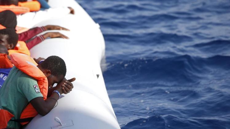 Nach Sea-Watch-Drama: Hilfsorganisation Mediterranea rettet Migranten vor Libyen. Foto: dpa/EPA/ITALIAN RED CROSS/YARA NARDI