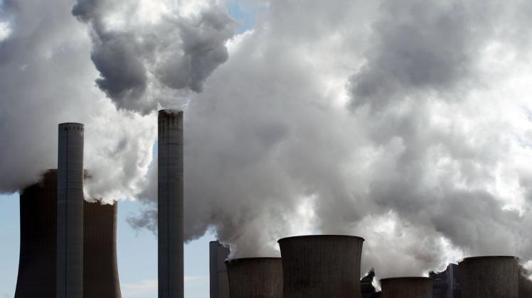 Um den CO2-Ausstoß zu senken, soll er bepreist werden. Wie, dazu hat Umweltministerin Svenja Schulze nun drei mögliche Modelle vorgestellt. Foto: Oliver Berg/dpa
