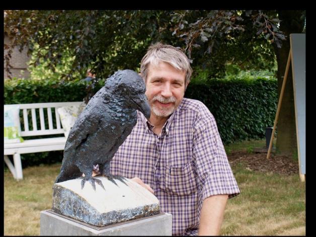 Bildhauer Ralf Kleine aus Berlin fertigt seine Skulpturen in Mischtechnik. Foto: Conny Rutsch Bildhauer Ralf Kleine aus Berlin fertigt seine Skulpturen in Mischtechnik. Foto: Conny Rutsch