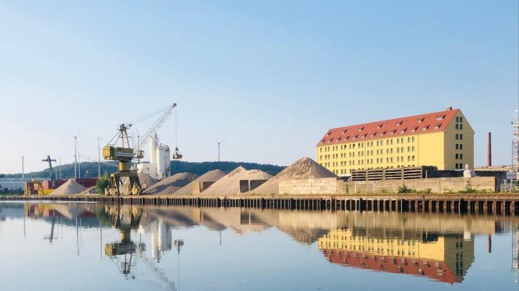 Am Osnabrücker Hafen entsteht eine Eventlocation, die den Namen Dock 49 trägt. 