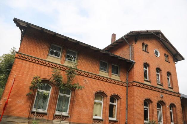 Der alte Bahnhof in Vehrte. In absehbarer Zeit sollen in Vehrte wieder Züge halten. Foto: Michael Gründel Der alte Bahnhof in Vehrte. In absehbarer Zeit sollen in Vehrte wieder Züge halten. Foto: Michael Gründel