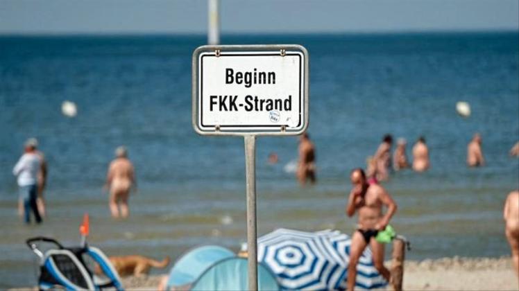 Damit der Strandtag entspannt wird, ist einiges zu beachten. Manches versteht sich von selbst. 