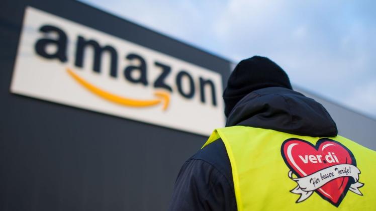 Beim Online-Händler Amazon wird nach Angaben der Gewerkschaft Verdi seit dem frühen Montagmorgen erneut gestreikt. Foto: dpa/Guido Kirchner