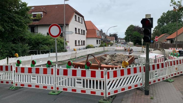 Für zwei Wochen ist die Landwehrstraße in Delmenhorst gesperrt. Foto: Jan Eric Fiedler