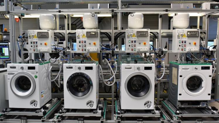 BSH Hausgeräte stellt unter anderem Waschmaschinen und Geschirrspüler der Marken Siemens und Bosch her. Der Konzern arbeitet daran, den Materialkreislauf zu schließen. Foto: dpa
