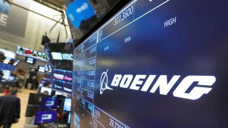 Boeing-Logo auf einem Bildschirm in der New Yorker Börse. 