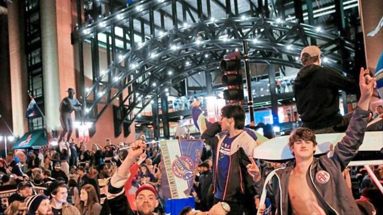 Die Fans der St. Louis Blues ließen es richtig krachen. 