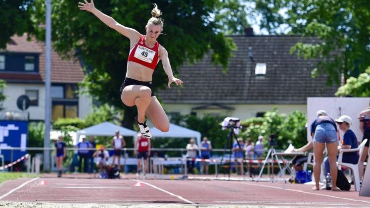 DM-Silber im Dreisprung: Kira Wittmann (Quitt Ankum). Foto: imago image /Beautiful Sports