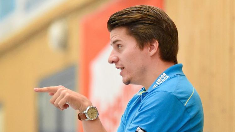 Empor-Trainer Till Wiechers ist noch im Urlaub und wird sich danach mit der Staffeleinteilung der neuen 3. Liga Nordost beschäftigen.