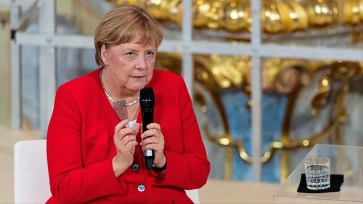 „Das müssen wir lernen“: Bundeskanzlerin Angela Merkel während der Konferenz &quot;Morals &amp; Machines&quot; in der Frauenkirche in Dresden. 