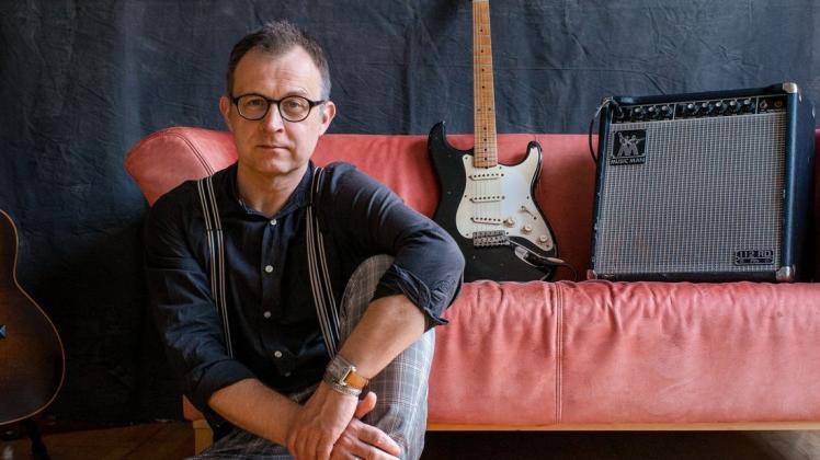 Udo Klopke hat mit seiner Band gerade das zweite Album veröffentlicht. Ab Herbst 2019 wird er "Make me an offer" betouren und dabei in 2020 auch in der Theaterwerkstatt Quakenbrück Station machen. 