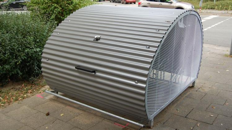 So sehen die Fahrradboxen an der Liebigstraße aus. Es handelt sich um ein Pilotprojekt der Stadt. Foto: Hendrik Steinkuhl