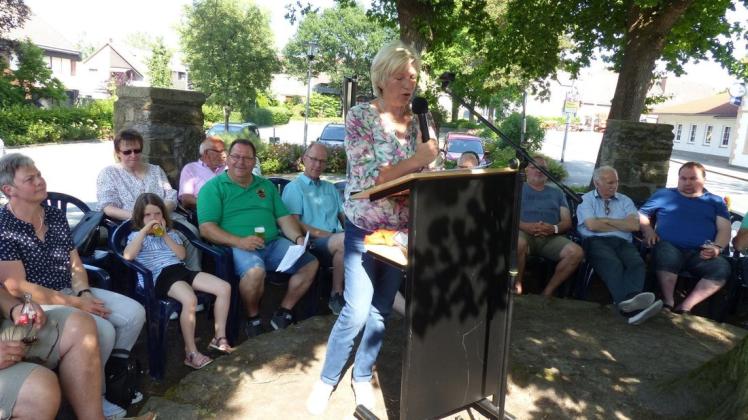 Über Entwicklungen in der gesamten Stadt Melle informierte die stellvertretende Bürgermeisterin Christina Tiemann. Foto: Norbert Wiegand