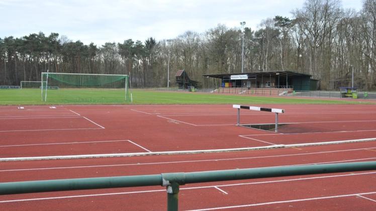 Im Papenburger Waldstadion gehen am Sonntag die Dreikampfmeisterschaften der Leichtathleten aus dem nördlichen Emsland über die Bühne. 