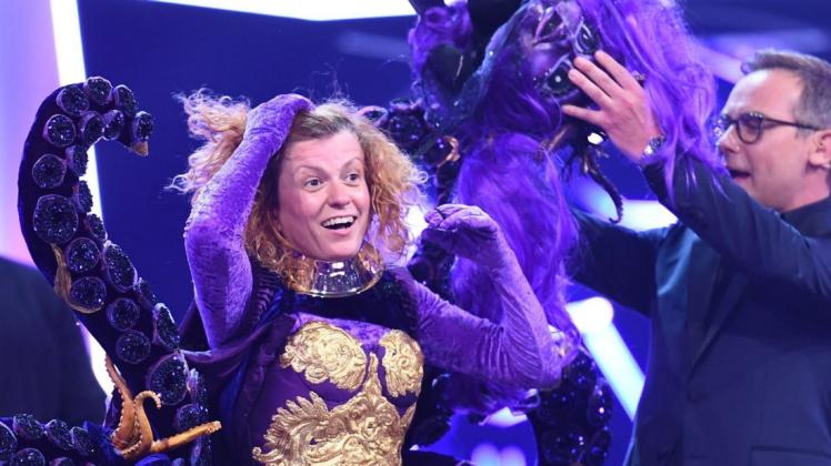 Der Star im Oktopus: No-Angels-Sängerin Lucy verlässt "The Masked Singer" als Erste. Foto: ProSieben/Willi Weber