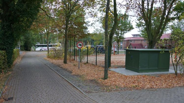 Die Entwässerung des Areals der Grundschule und Turnhalle Börgerwald soll umgesetzt werden. Foto: Mirco Moormann