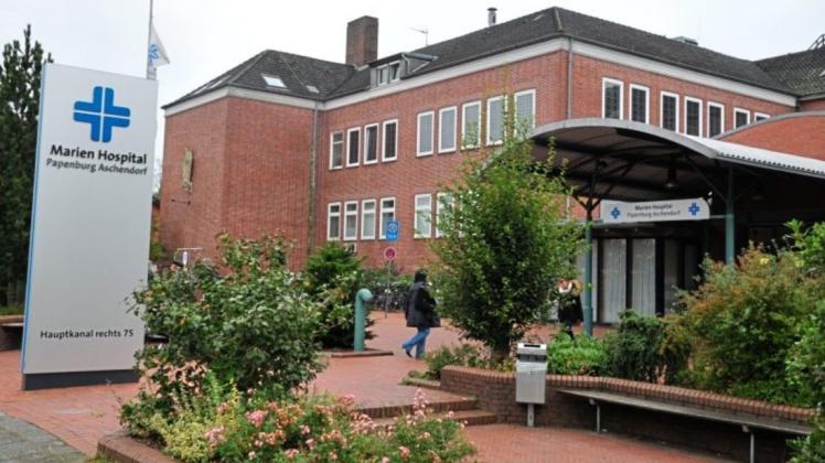 Urlaubszeit, Schließungszeit: Im Marien-Hospital in Papenburg wird eine Station vorübergehend dichtgemacht. 