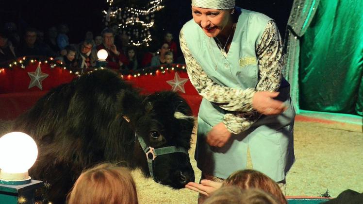 Mehre Tiere gehören zu den Akteuren des Zirkus Montana. Foto: Charly Stoffels