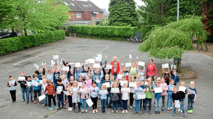 F rderverein Punktet Mit Spendenaktion F r Ansgarischule f-rderverein-punktet-mit-spendenaktion-f-r-ansgarischule
