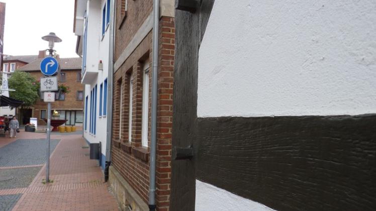 Fachwerk-, Klinker- und Putzbauten stehen im Westerkappelner Ortskern nebeneinander. Über das Für und Wider einer einheitlicheren Gestaltung der Fassaden diskutierte der Hauptausschuss. Foto: Frank Klausmeyer