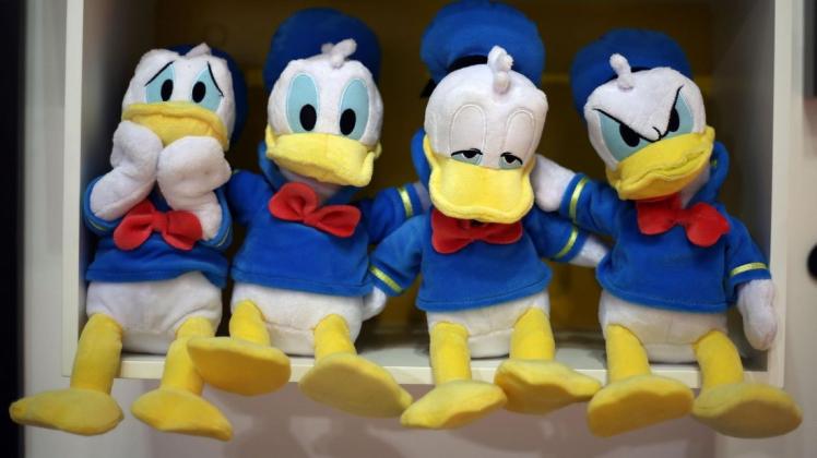 Donald Duck feiert seinen 85. Geburtstag. Foto: Oliver Berg/dpa