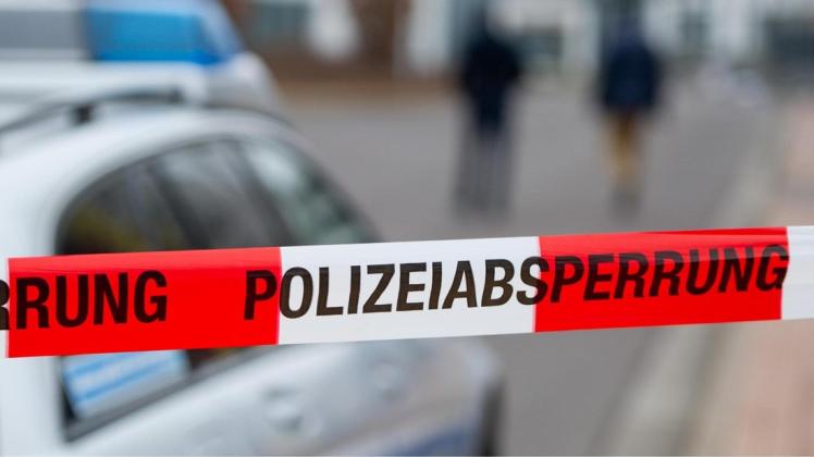 Eine auf Altfälle spezialisierte Sonderkommission der Polizei hat in Thüringen einen Tatverdächtigen in einem 22 Jahre alten Mordfall ermittelt.